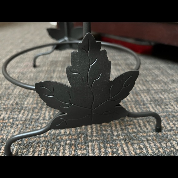 Longaberger Pie Rack - Picture 3 of 7